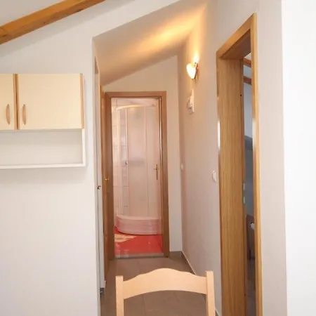 Apartmán With Parking Spaces Ljubac, Zadar - 6244 Ljubač