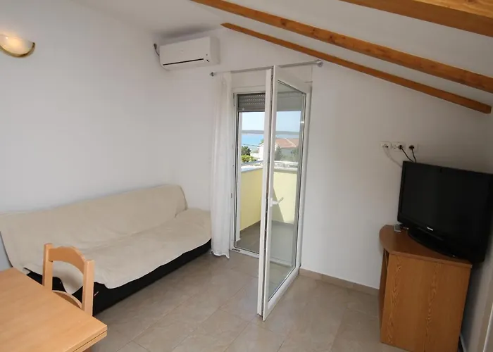Apartman With Parking Spaces Ljubac, Zadar - 6244
